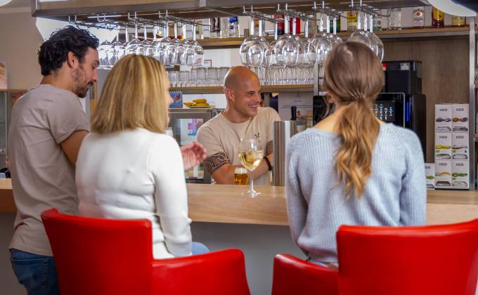 Mehr Erfahren zur Hotelbar