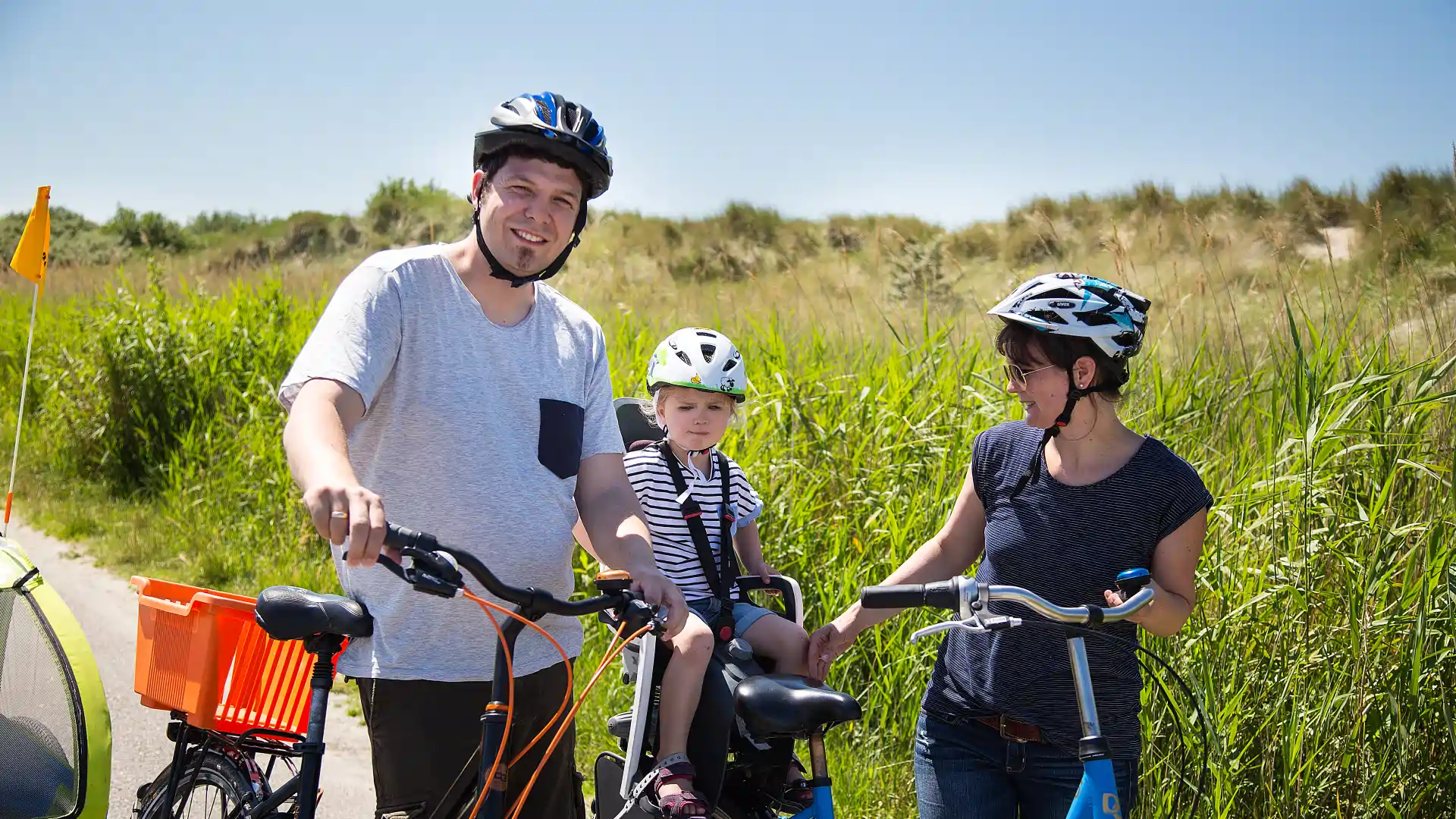 Discover the Best Cycling Tours at the North Sea - Ideal for Families